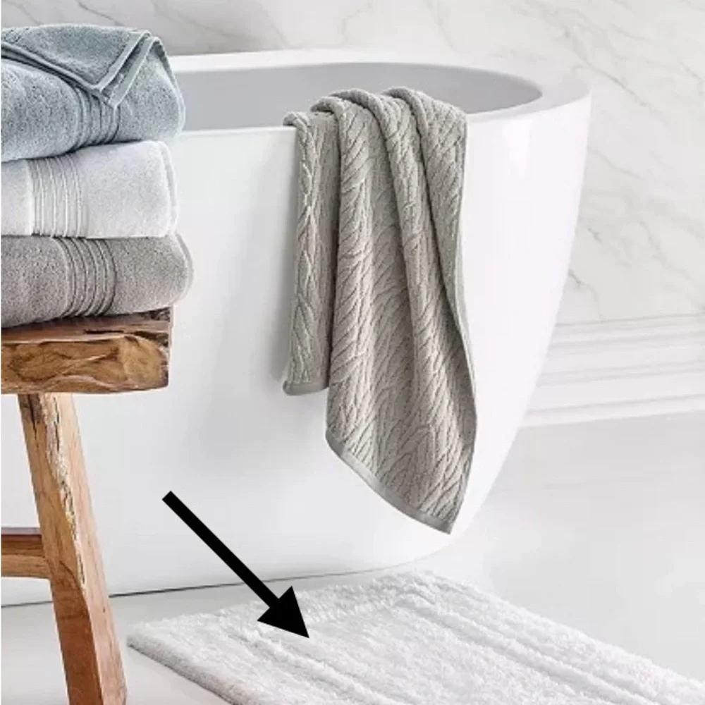 Hotel Collection Bath Rug 21x33 inches